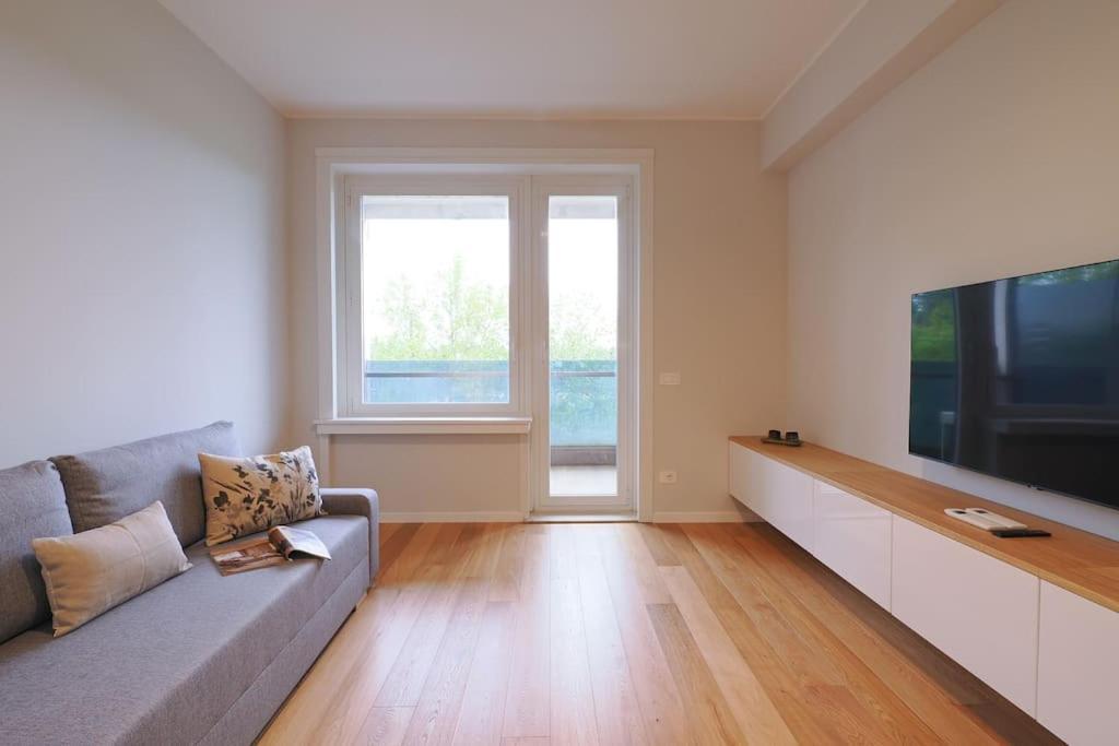 Apartment Contempora - Elvezia 8 - E43 Milan