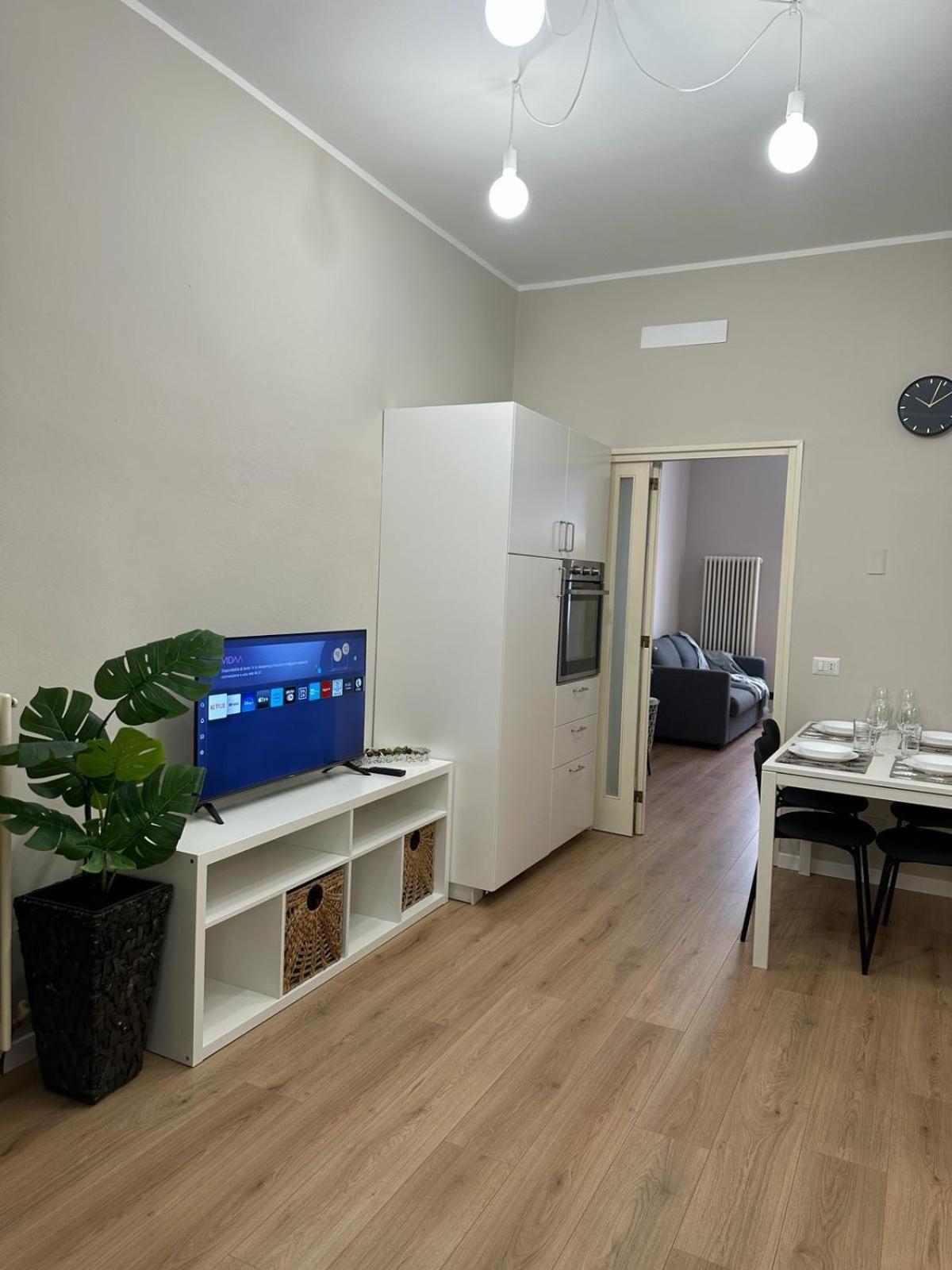 Apartment Le14 Duomo-loreto Acomfortable Milan