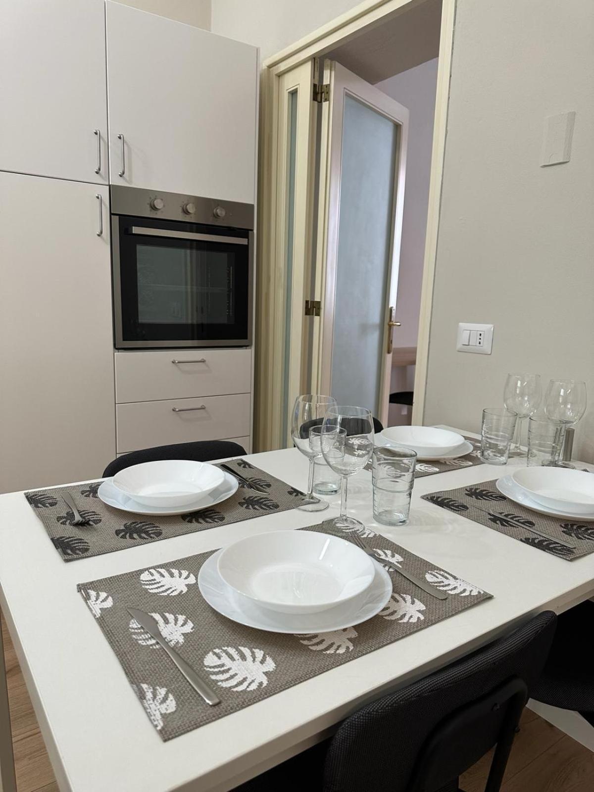 Apartment Le14 Duomo-loreto Acomfortable Milan