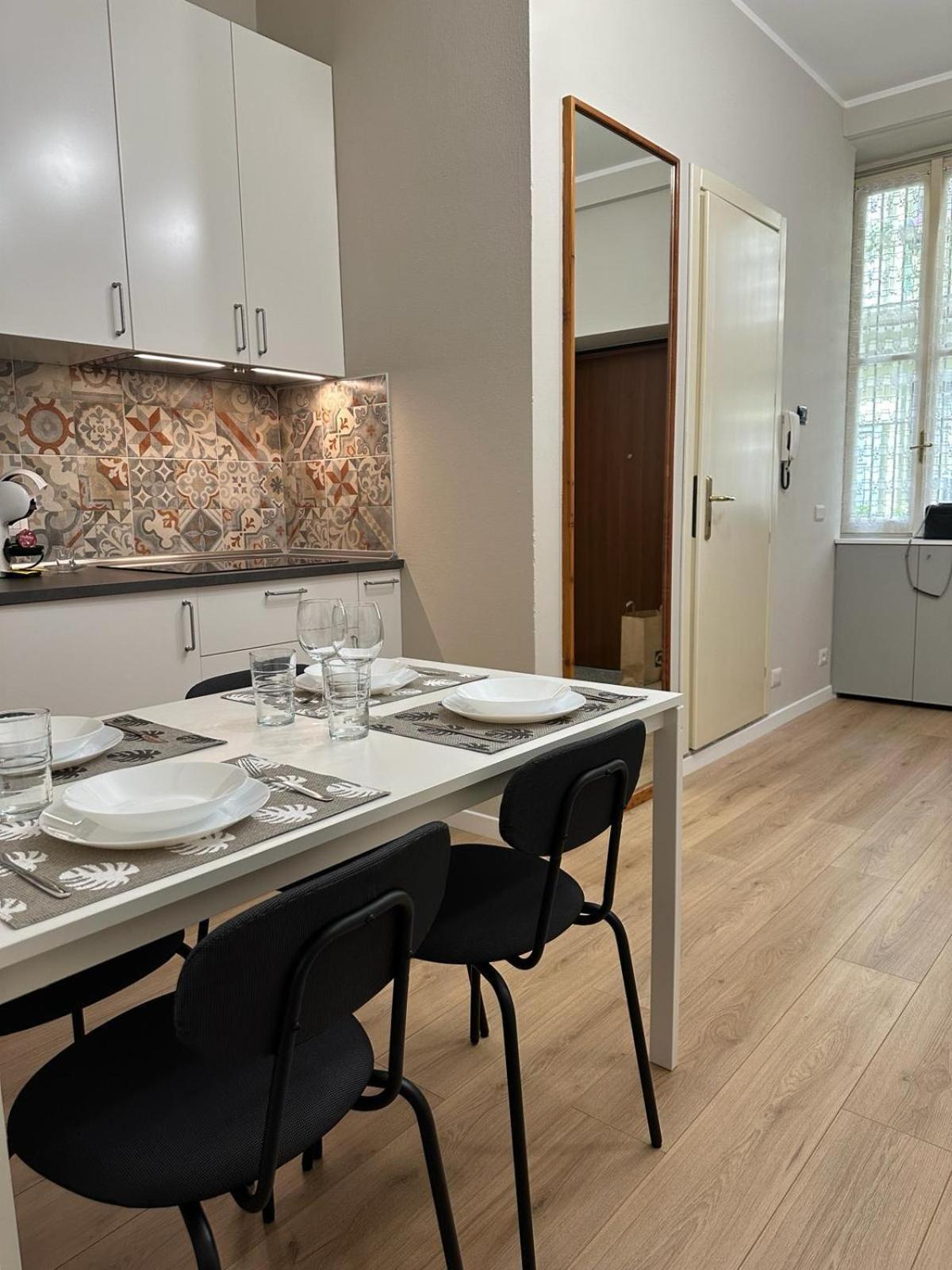 Apartment Le14 Duomo-loreto Acomfortable Milan
