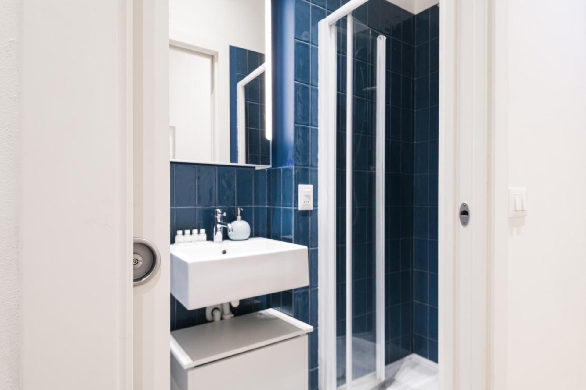 Easylife-luminoso In Zona Garibaldifs Milan