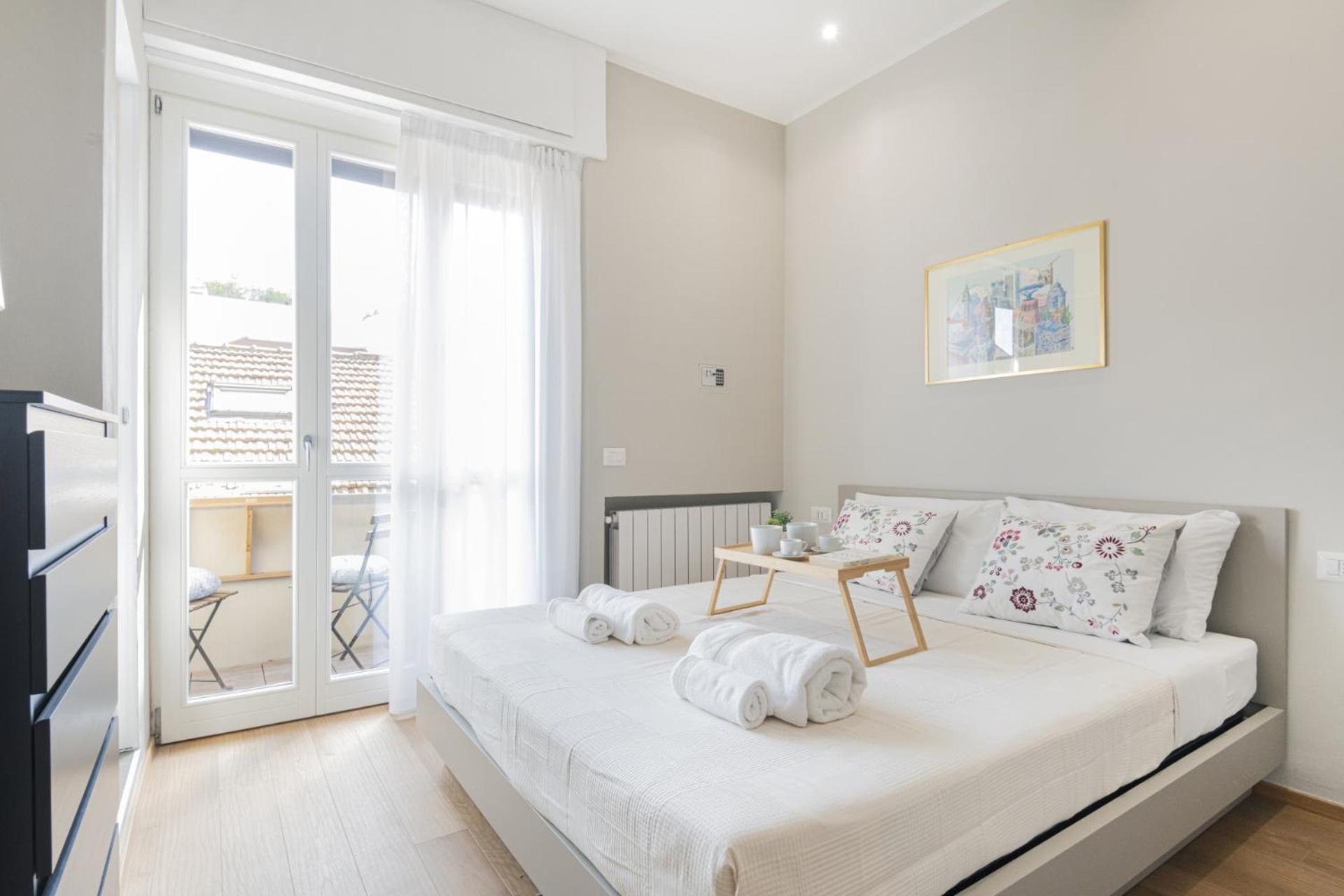Apartment Easylife - In Pta Romana/policlinico *