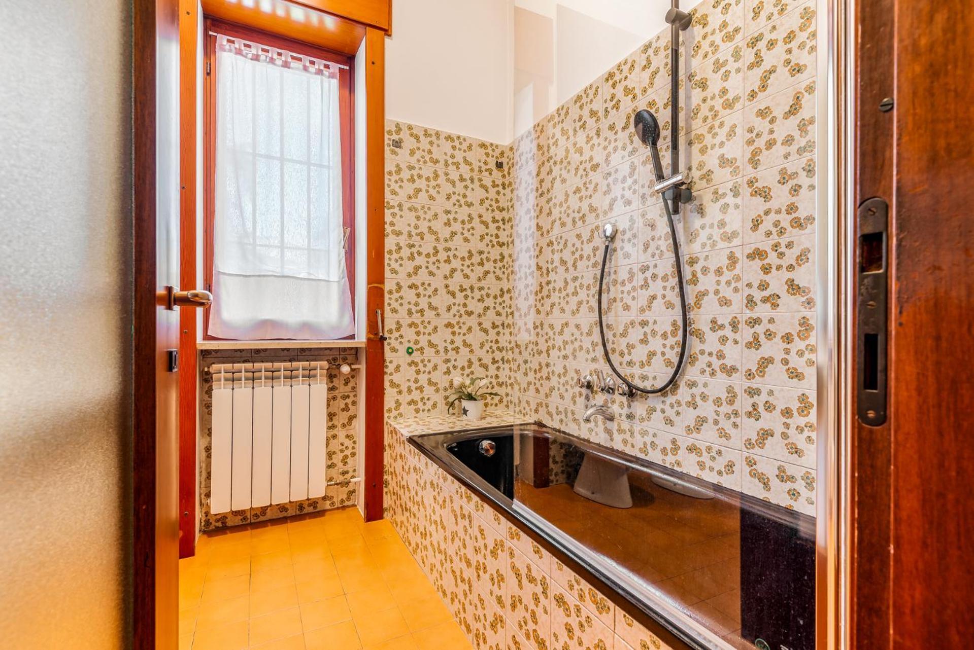 3pax Wifi- Via Tosi Apartment Milan