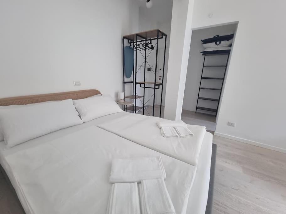 New In Lively Area * Milano