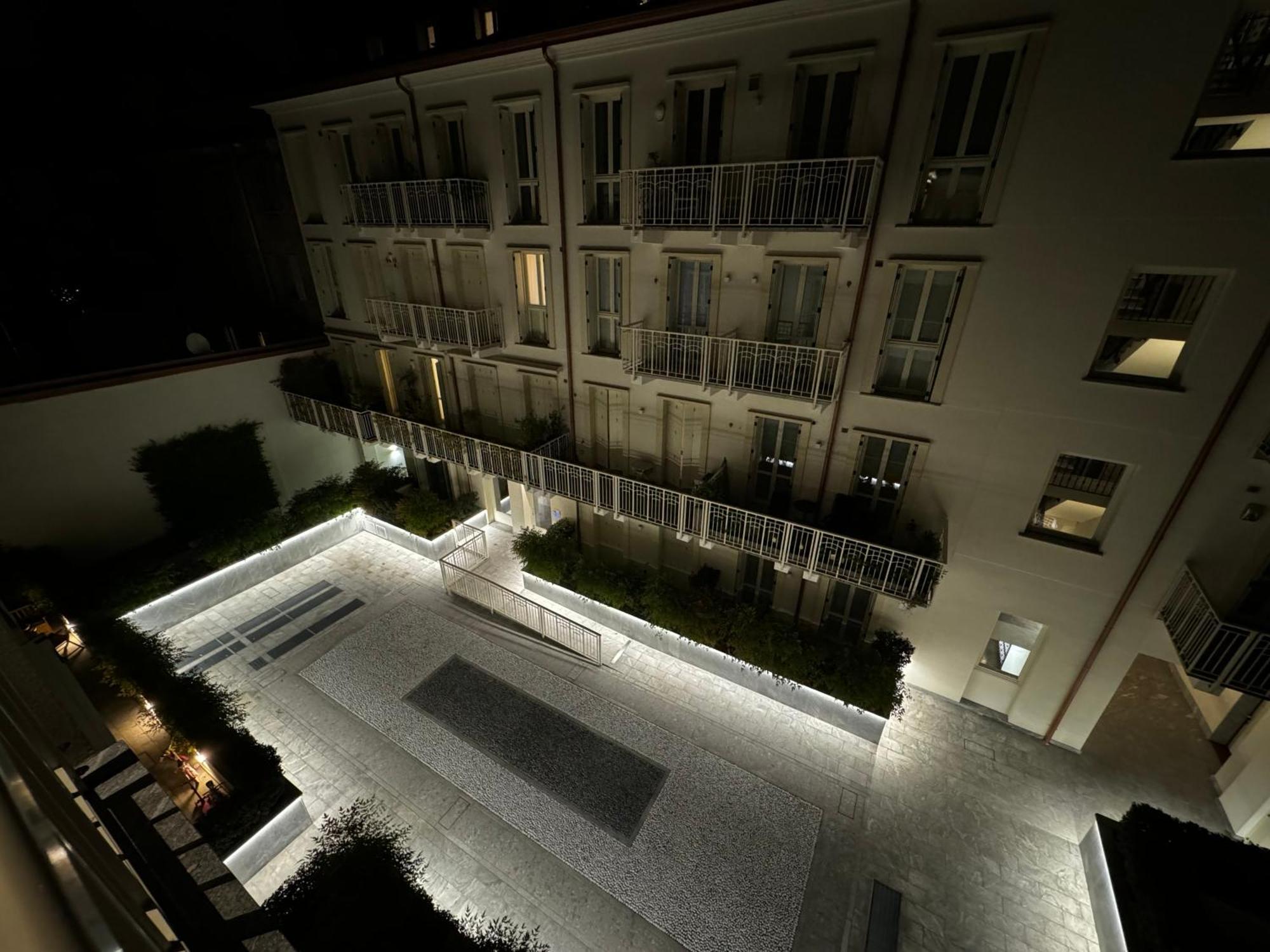 Regina In Melegnano - Wifi, Breakfast Box And Terrace Apartment