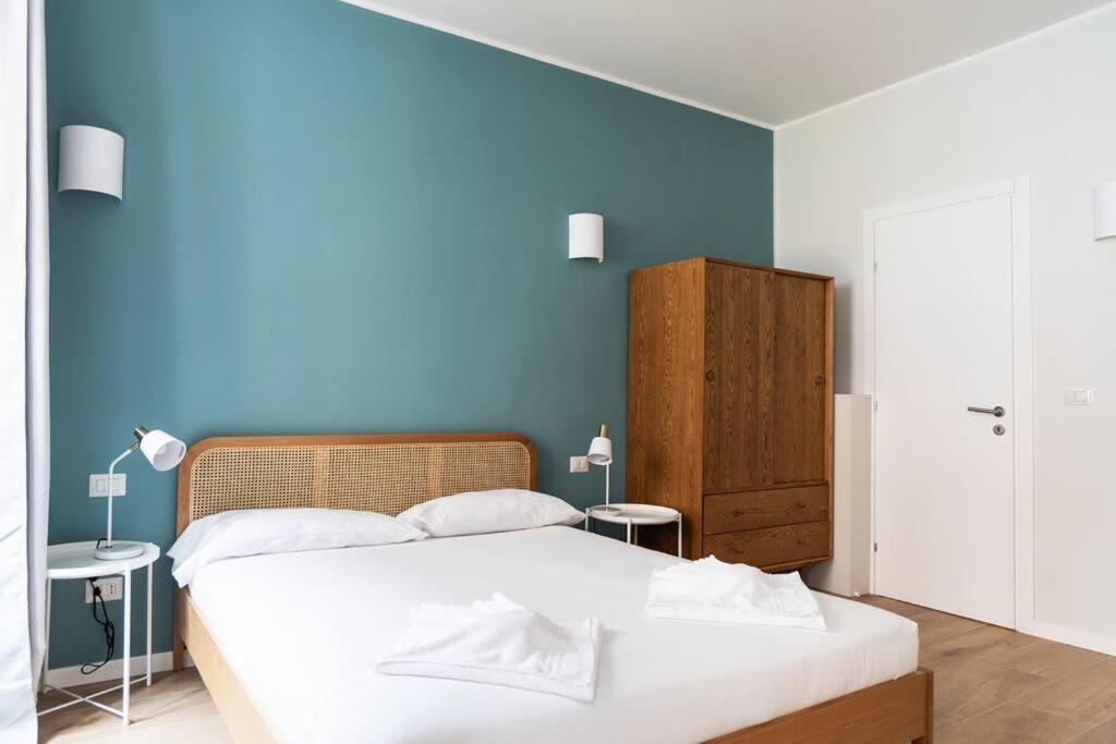Apartment Youhosty - Ticinese 1 Milan
