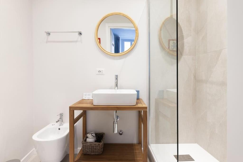 Youhosty - Ticinese 1 * Milan