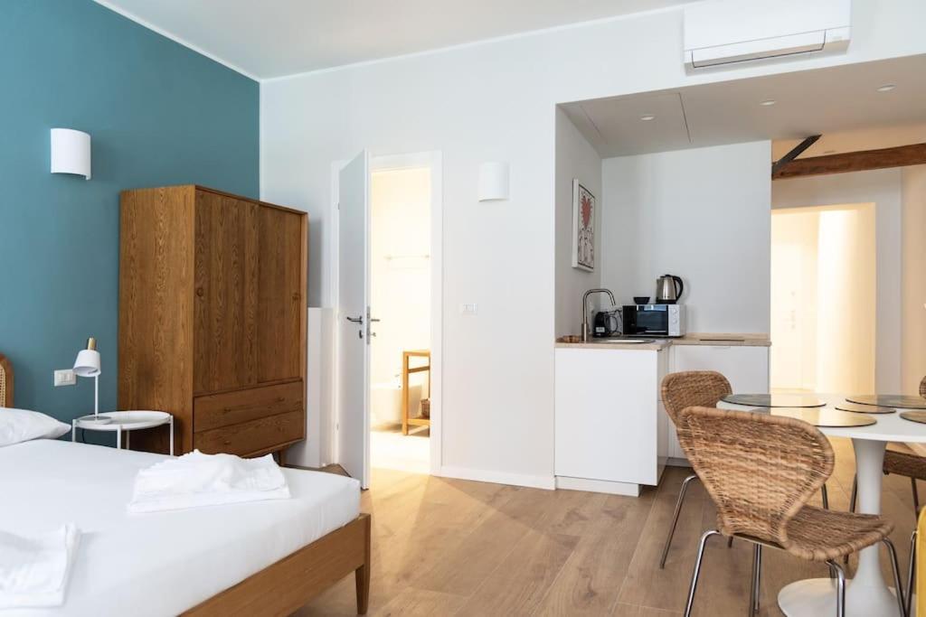 Apartment Youhosty - Ticinese 1