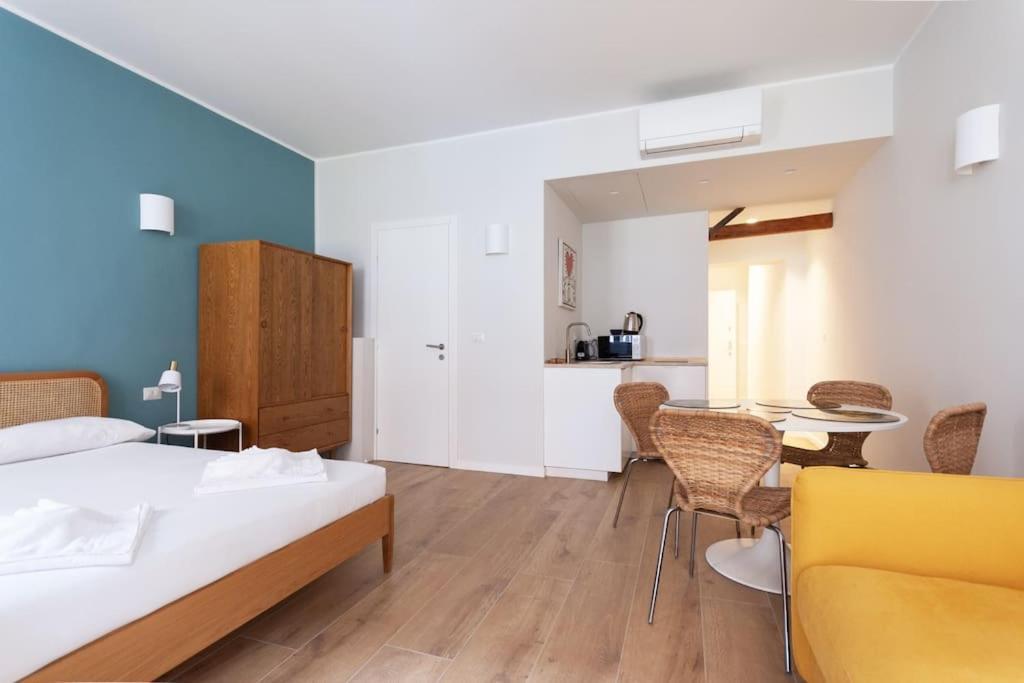 Youhosty - Ticinese 1 Apartment Milan