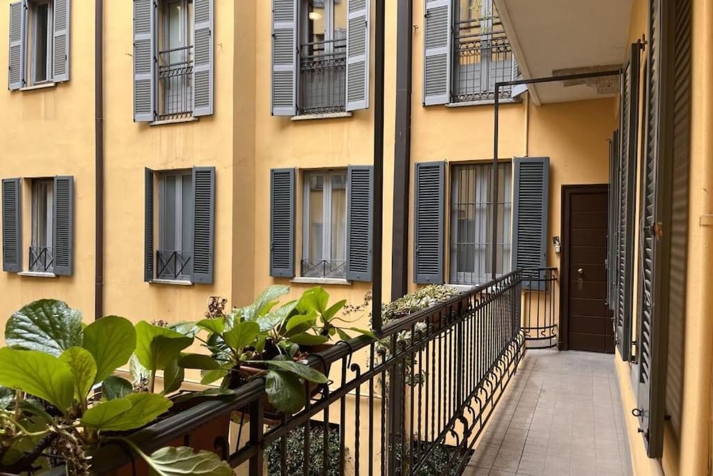 Apartment Youhosty - Ticinese 1 Milan
