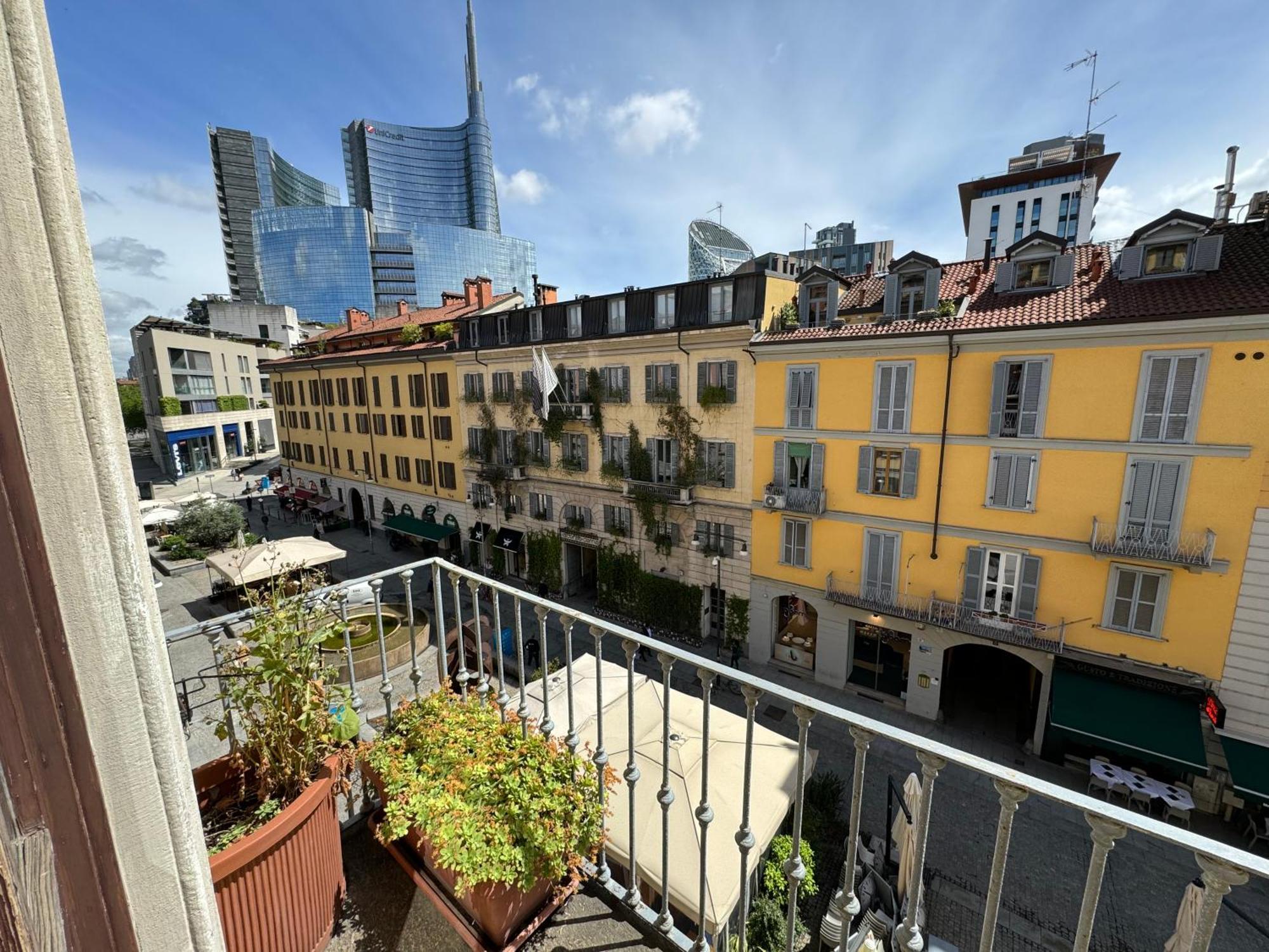 Apartment Corso Como 9