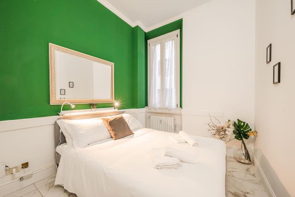 Centrale's Nest - Elegant Close To Station Apartment Milan