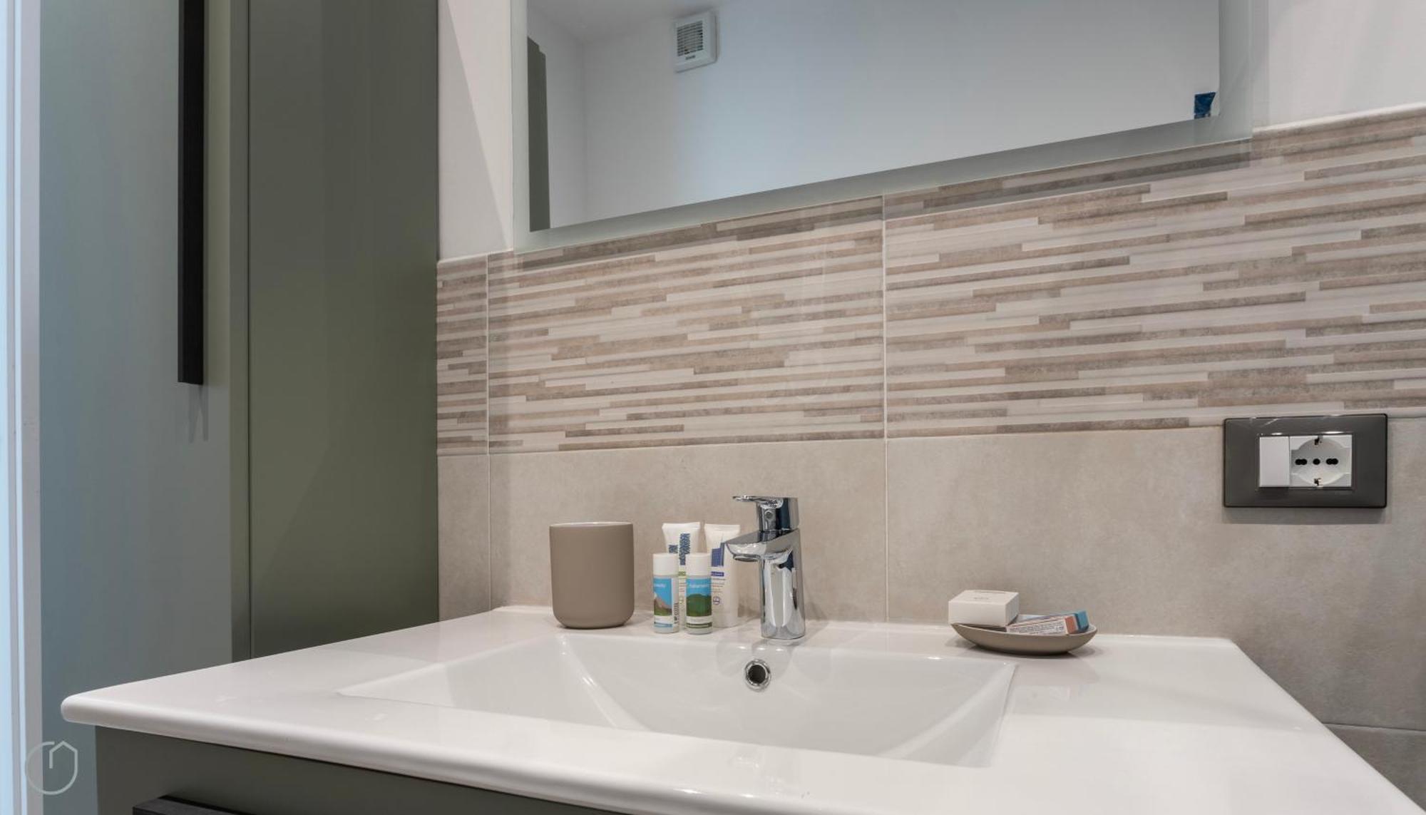 Apartment Italianway - Watt 2