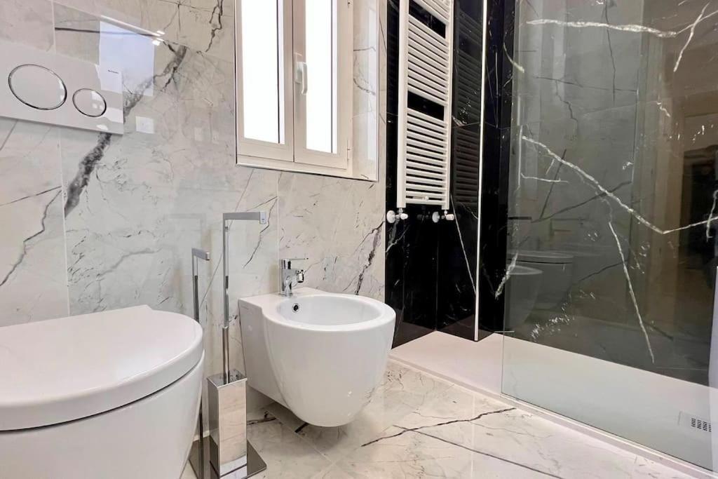 Urban House - Modern Flat Navigli Milan Center Apartment *