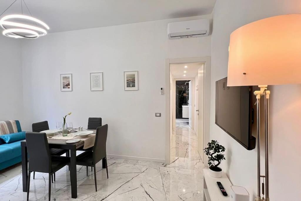 Urban House - Modern Flat Navigli Milan Center Milão