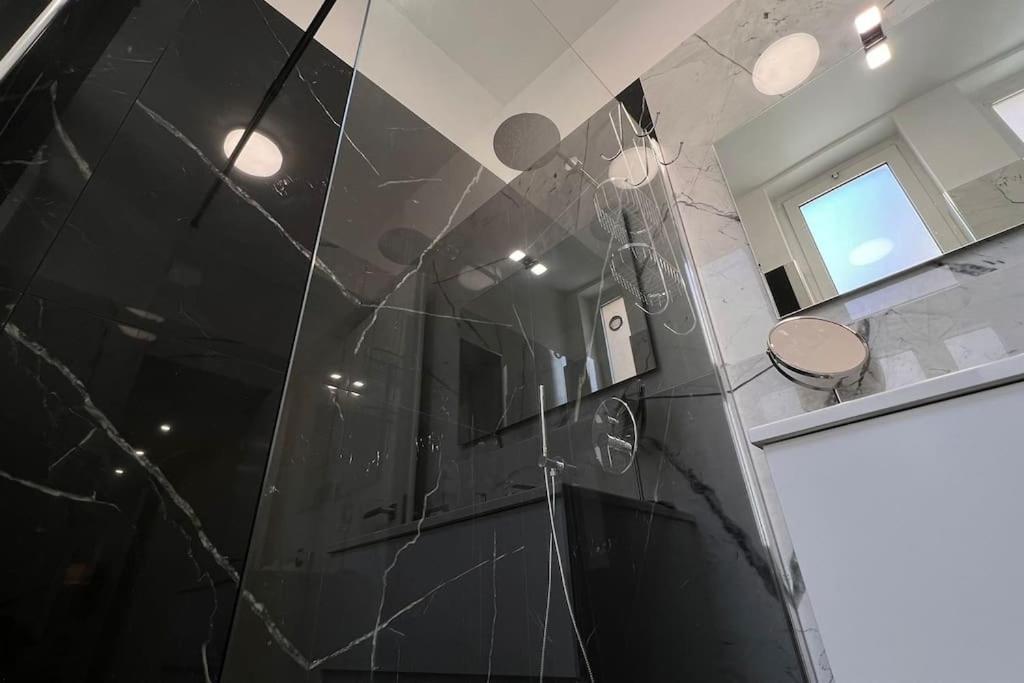 Urban House - Modern Flat Navigli Milan Center Apartamento