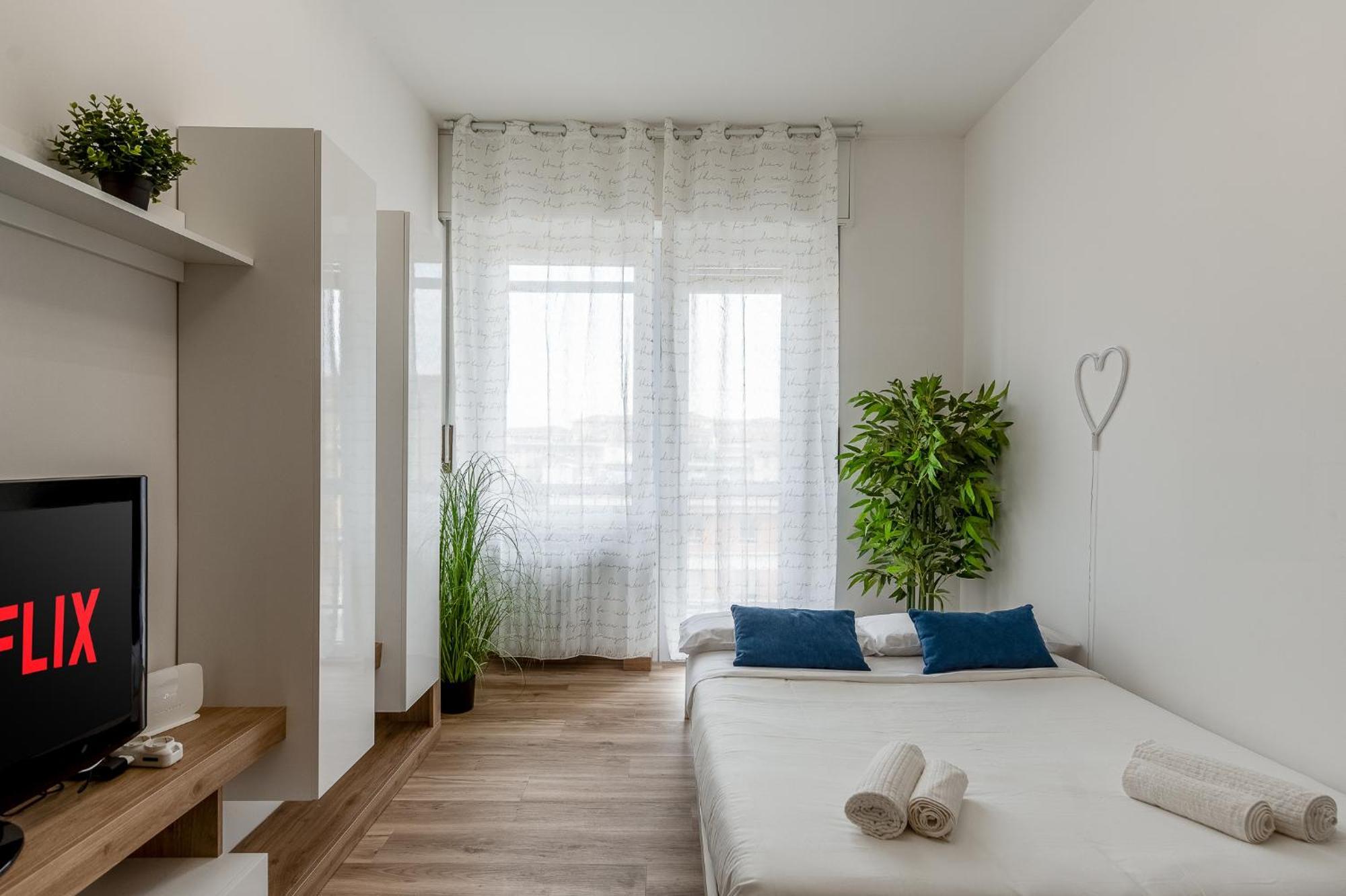Emerald House Apartment *