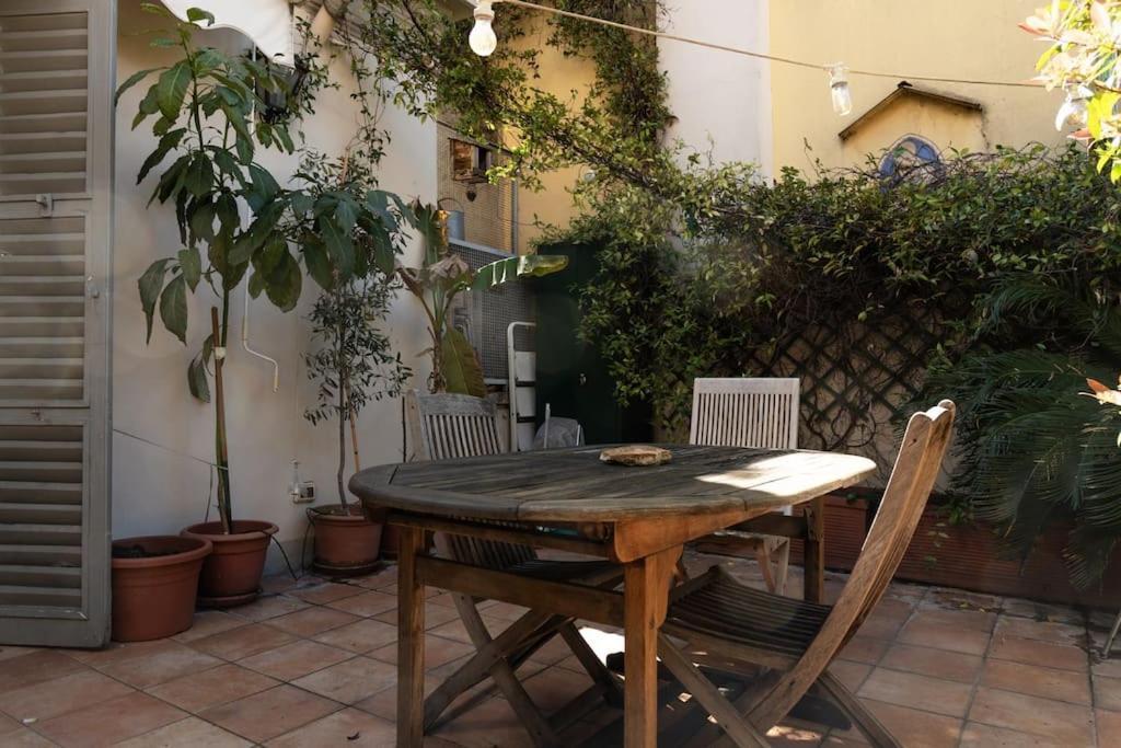 Apartment Youhosty - Nerino 10 Milan