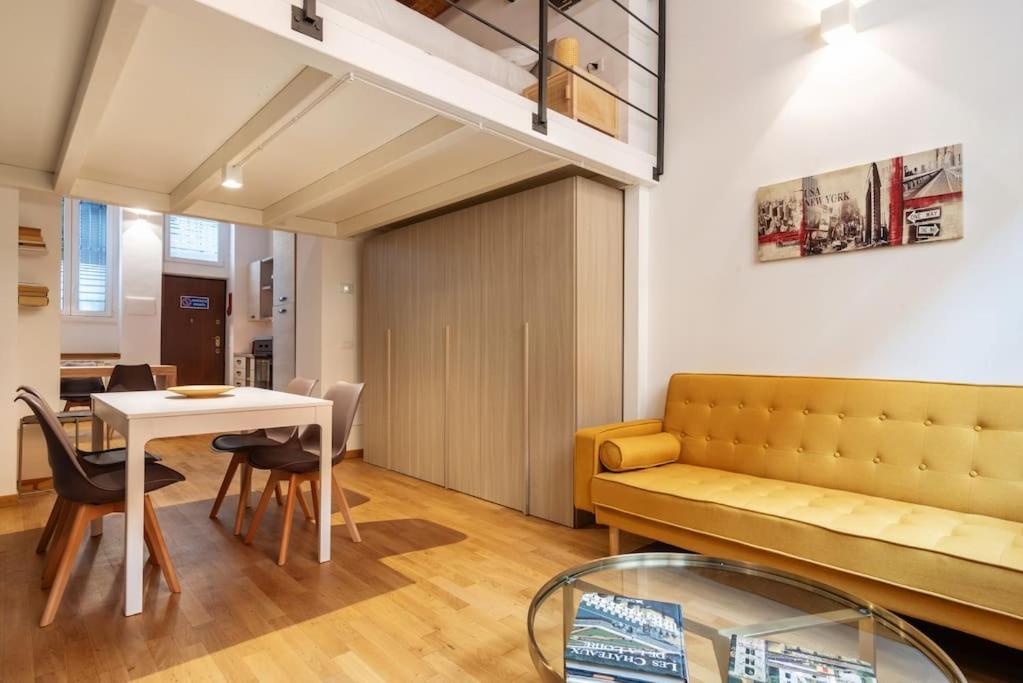 Serena's Blue In Dergano Apartment Milan