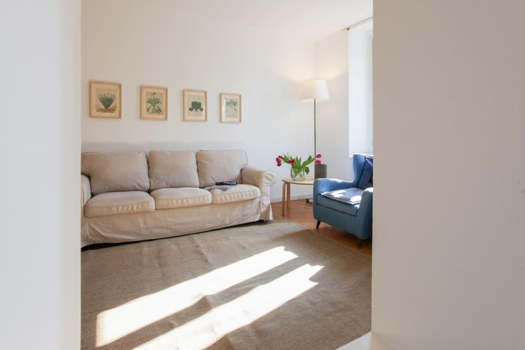 Apartment Hacca Collection - Brera & Fashion District - Bright 2br Milan