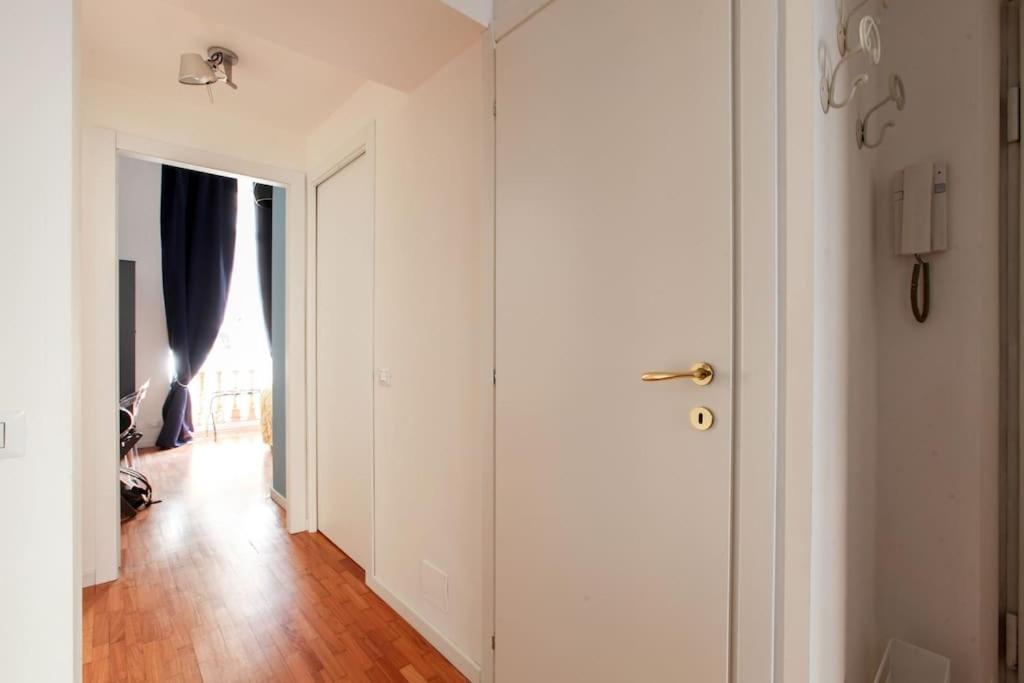 Hacca Collection - Chic 2br In Cool Porta Venezia District Milan