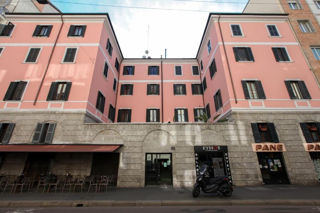 Apartment Hacca Collection - Brera & Fashion District - Bright 2br Milan