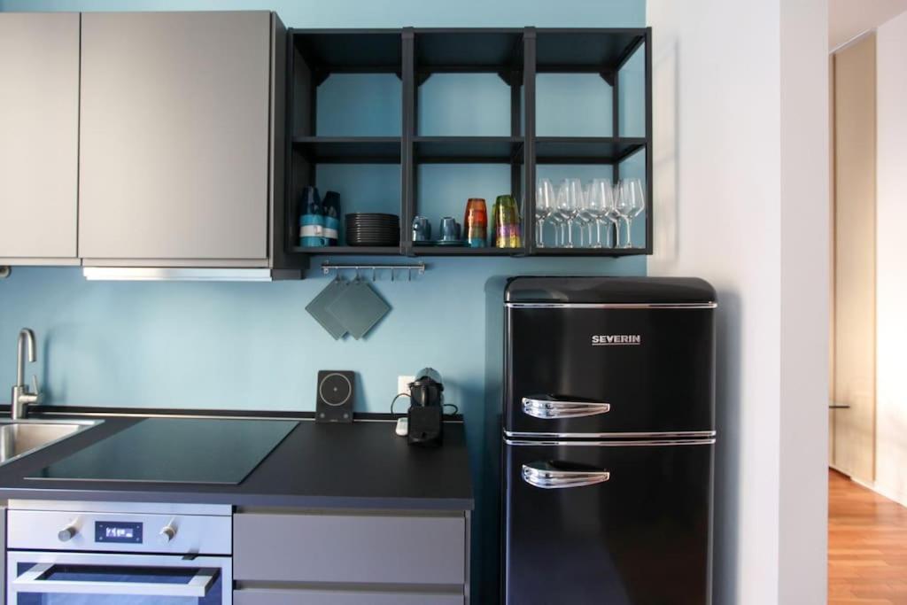 Hacca Collection - Chic 2br In Cool Porta Venezia District Apartment *