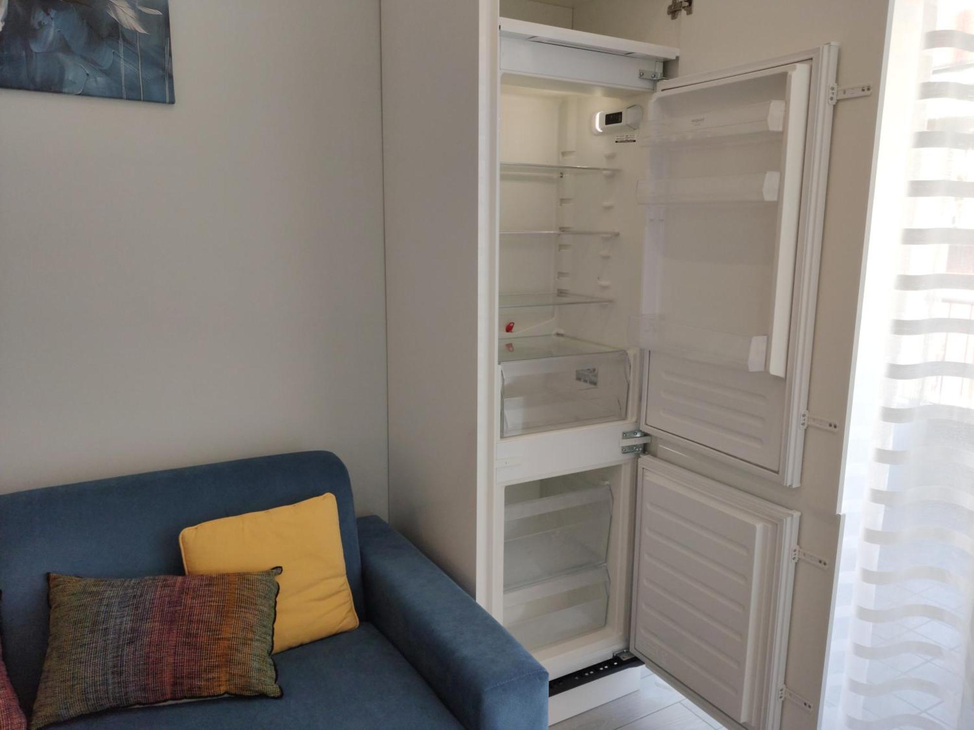 Matthias - - Modern And Cozy Flat, Close To The Metro - 10min From Station Milan