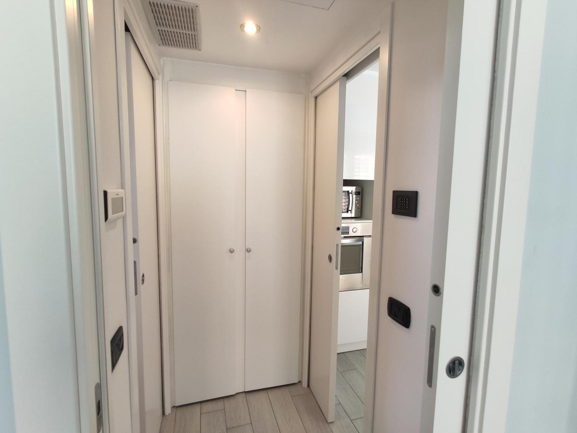 Apartment Matthias - - Modern And Cozy Flat, Close To The Metro - 10min From Station *