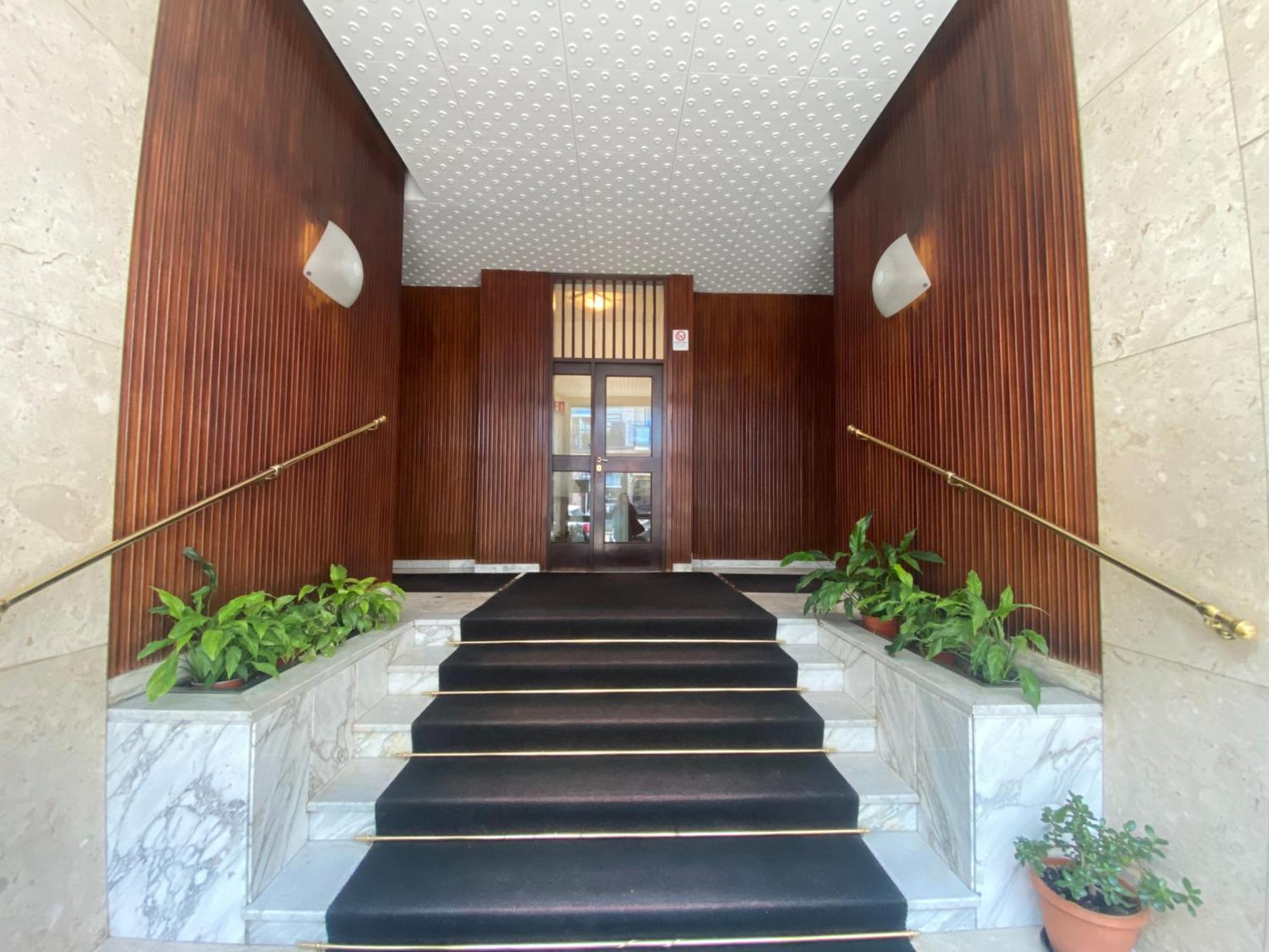New And Elegant On The Navigli Netflix E Apartment Milan