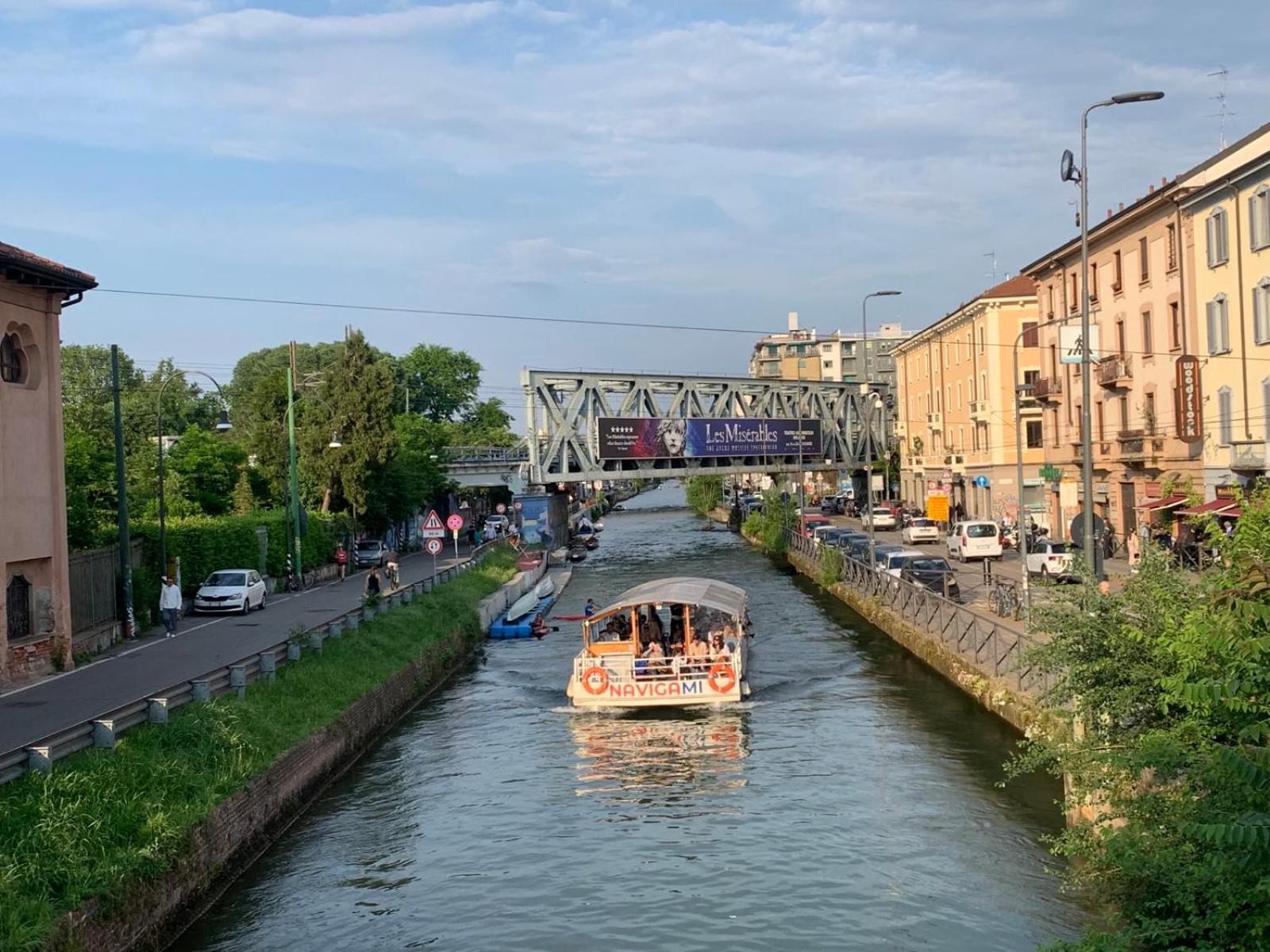Adele In Darsena Milan