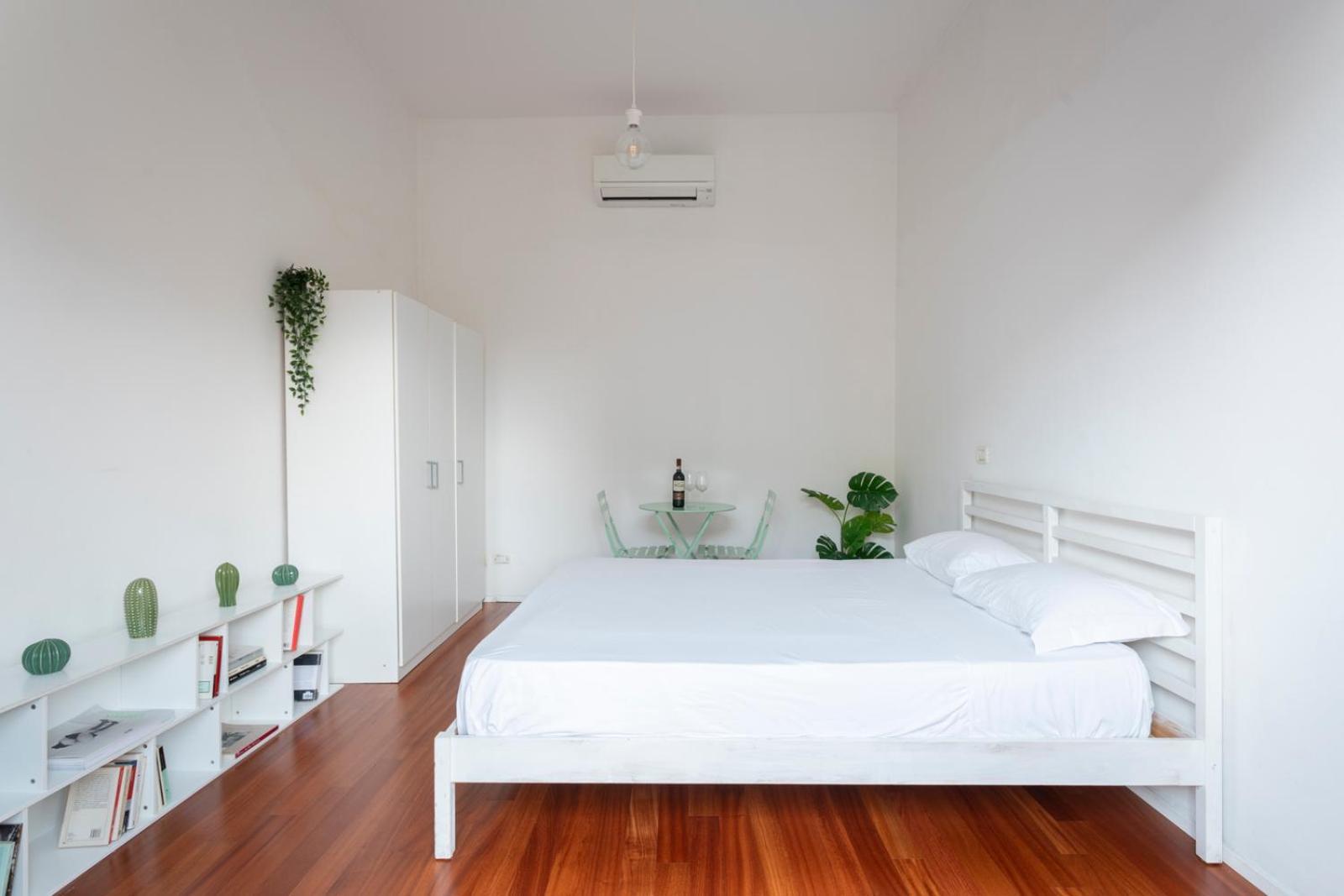 New! Lovely & Friendly In Center A * Milan