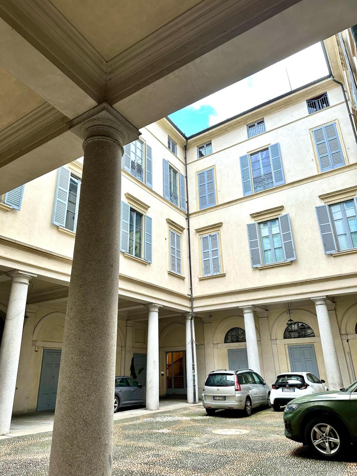 Nerino House, Elegante E Tranquillo A 5 Minuti Dal Duomo *