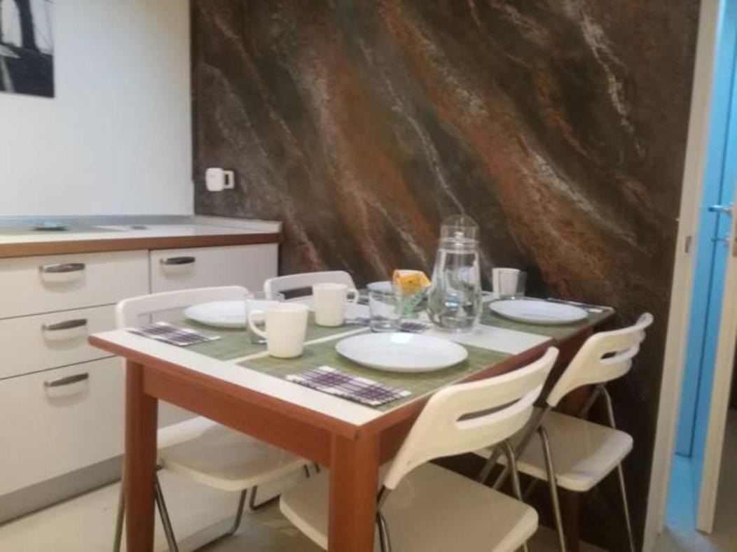 Bilocale Mansardato Zona Corso Buenos Aires Mm1-mm2 Lippi 2 * Milão