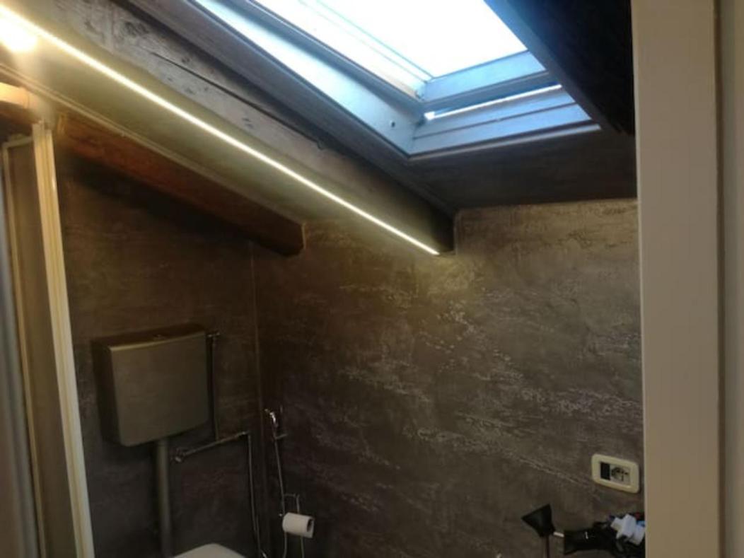 Apartamento Bilocale Mansardato Zona Corso Buenos Aires Mm1-mm2 Lippi 2