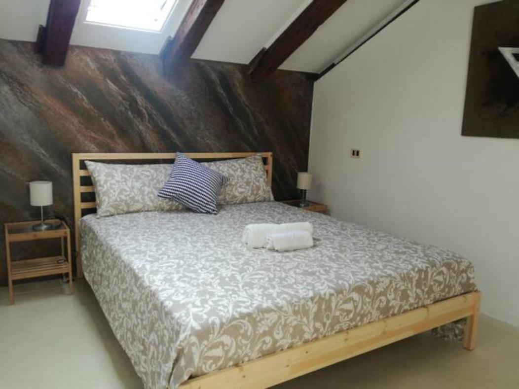 Bilocale Mansardato Zona Corso Buenos Aires Mm1-mm2 Lippi 2 Apartamento *