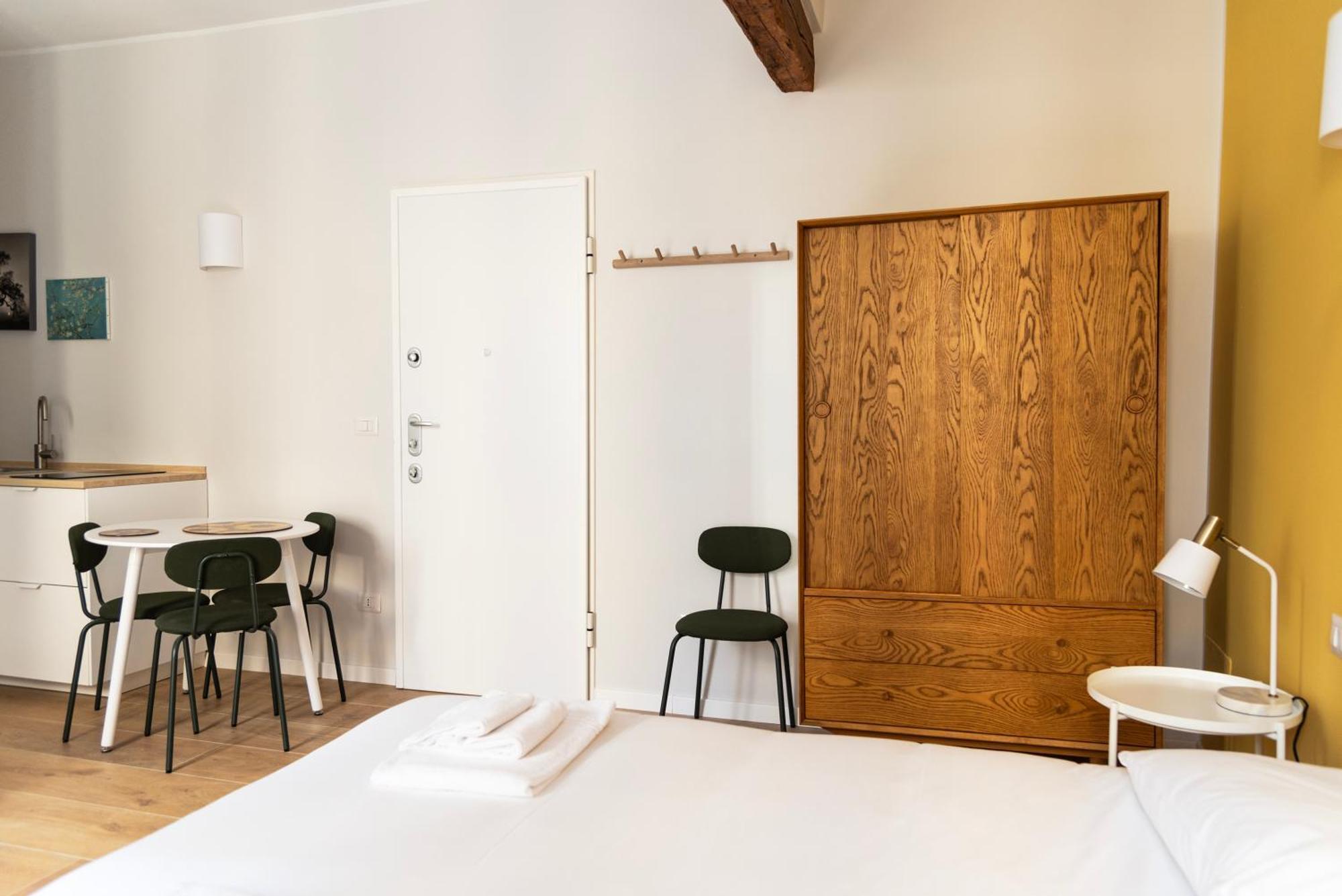 Apartment Youhosty - Ticinese 2