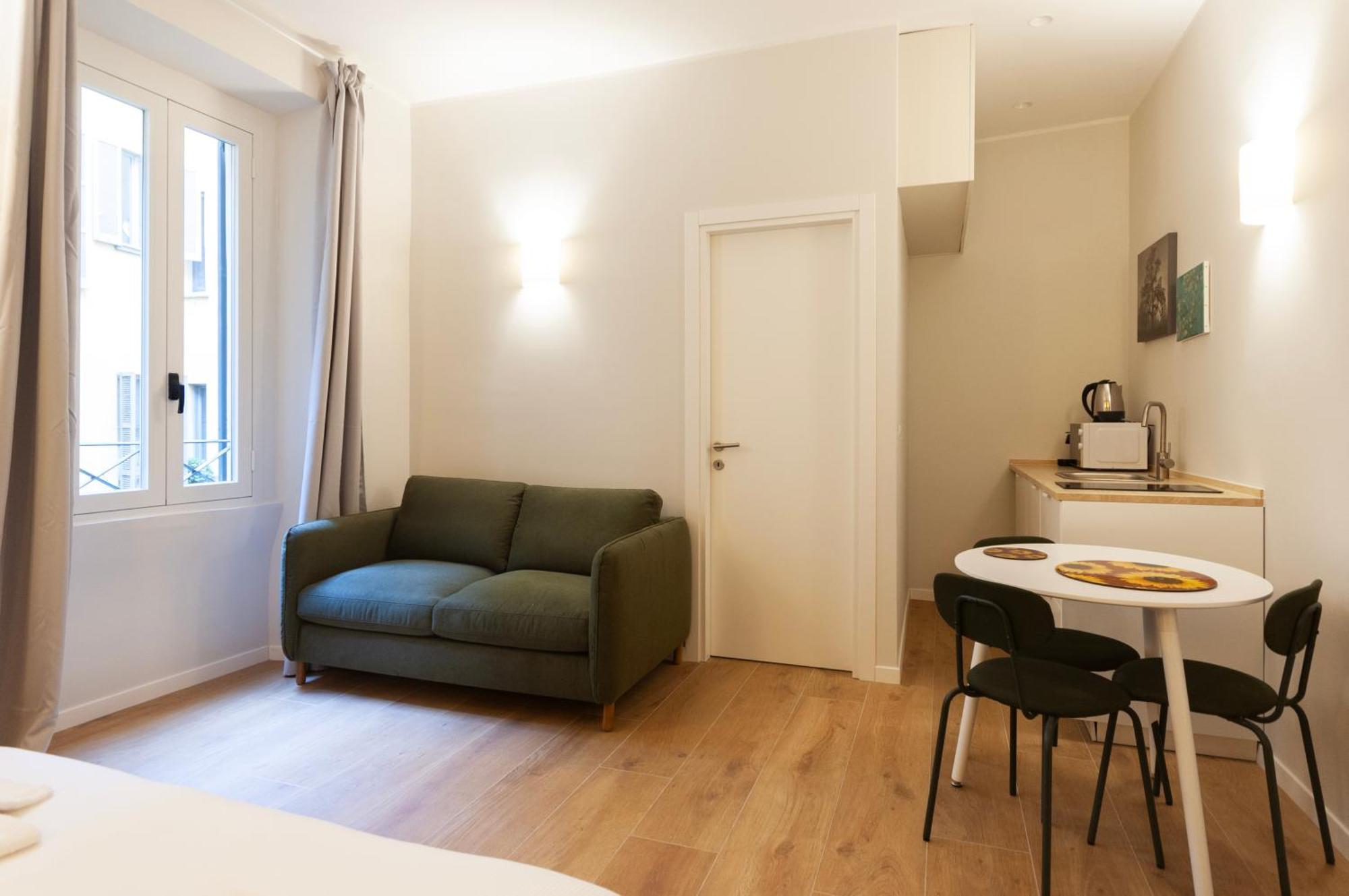 Apartment Youhosty - Ticinese 2 *