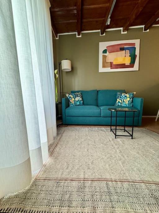 Apartamento Splendido Bilocale In Via Madonnina, Zona Brera *