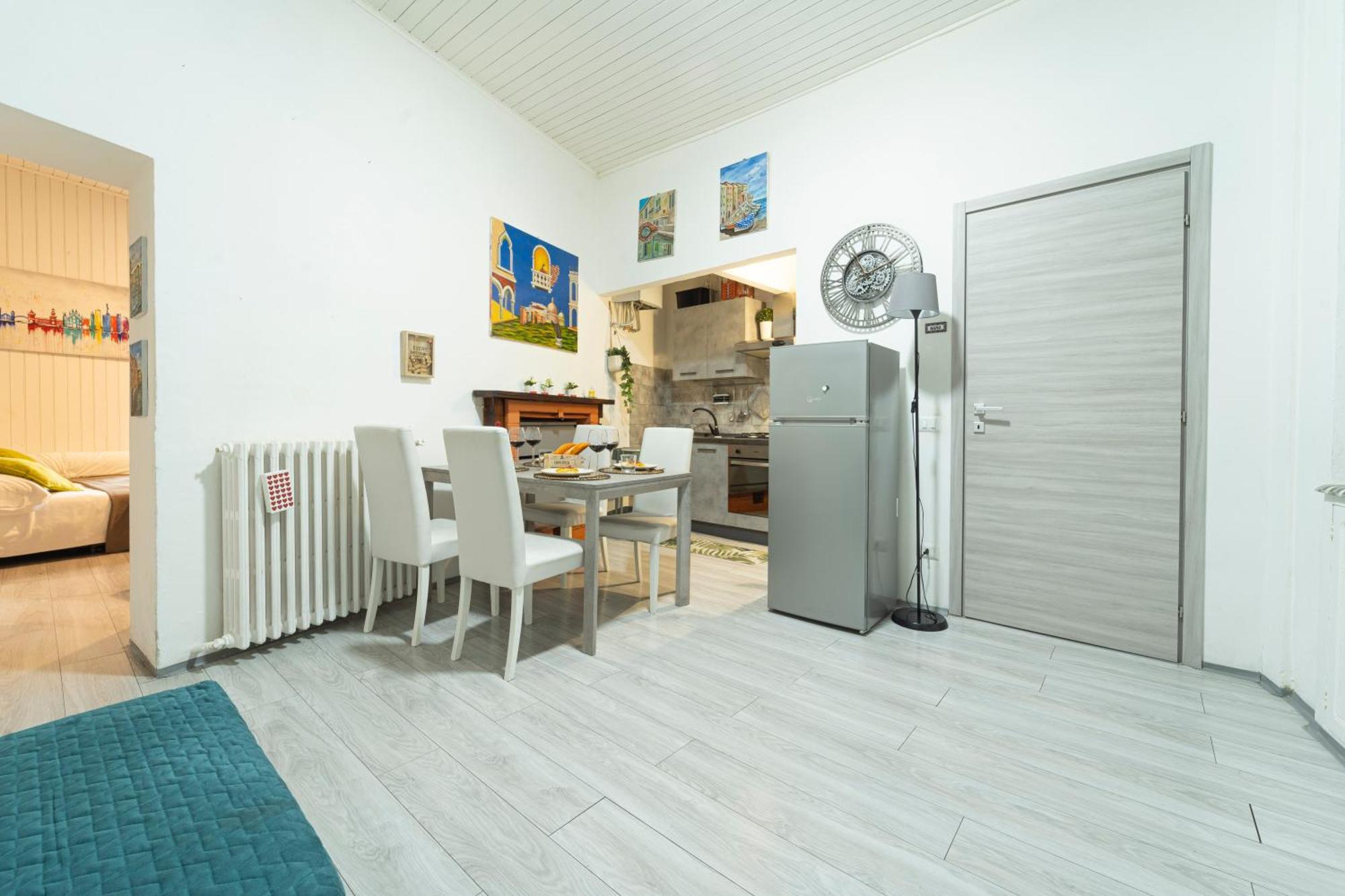 Art Design - Center Apartment *