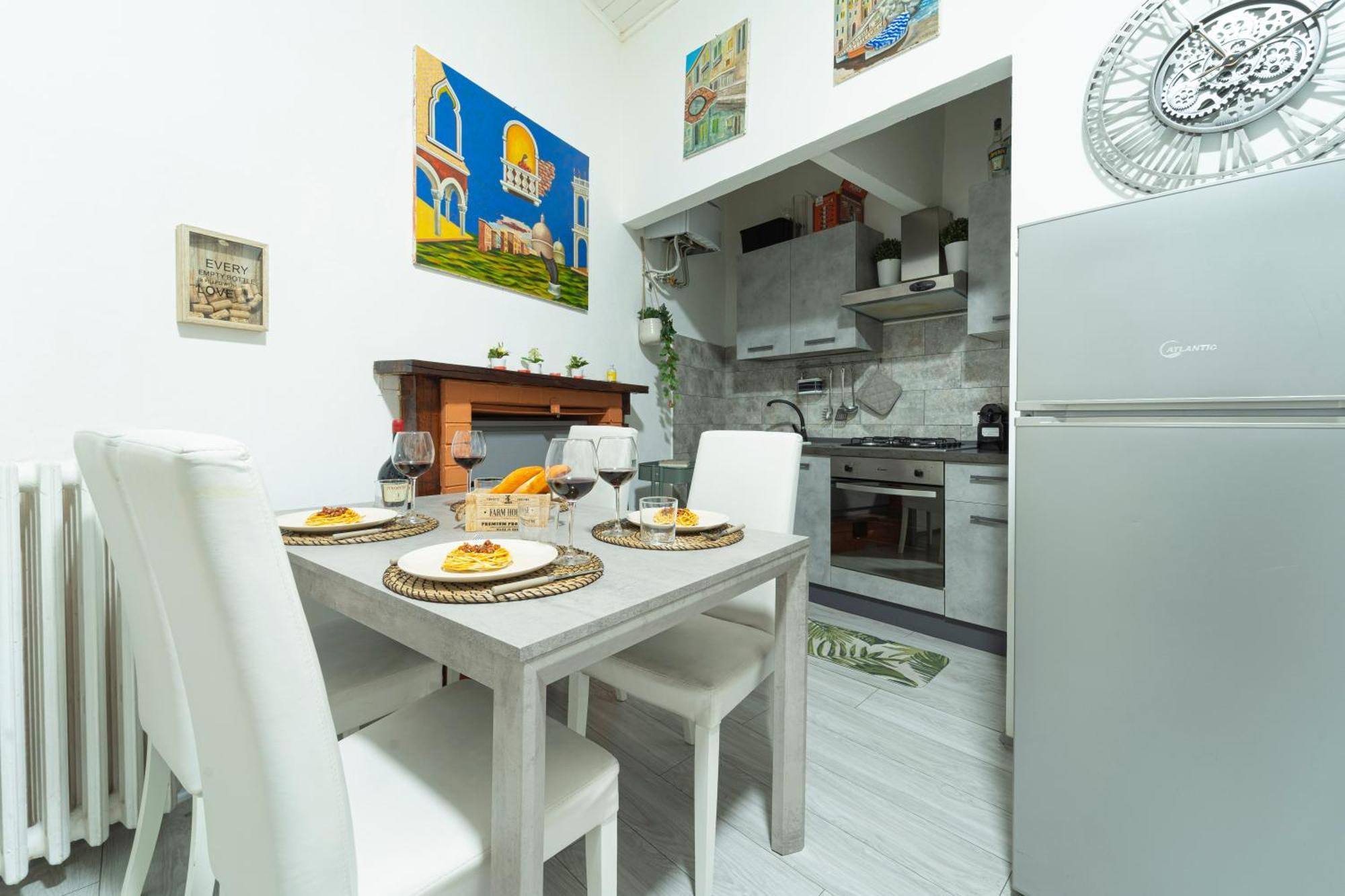 Apartment Art Design - Center