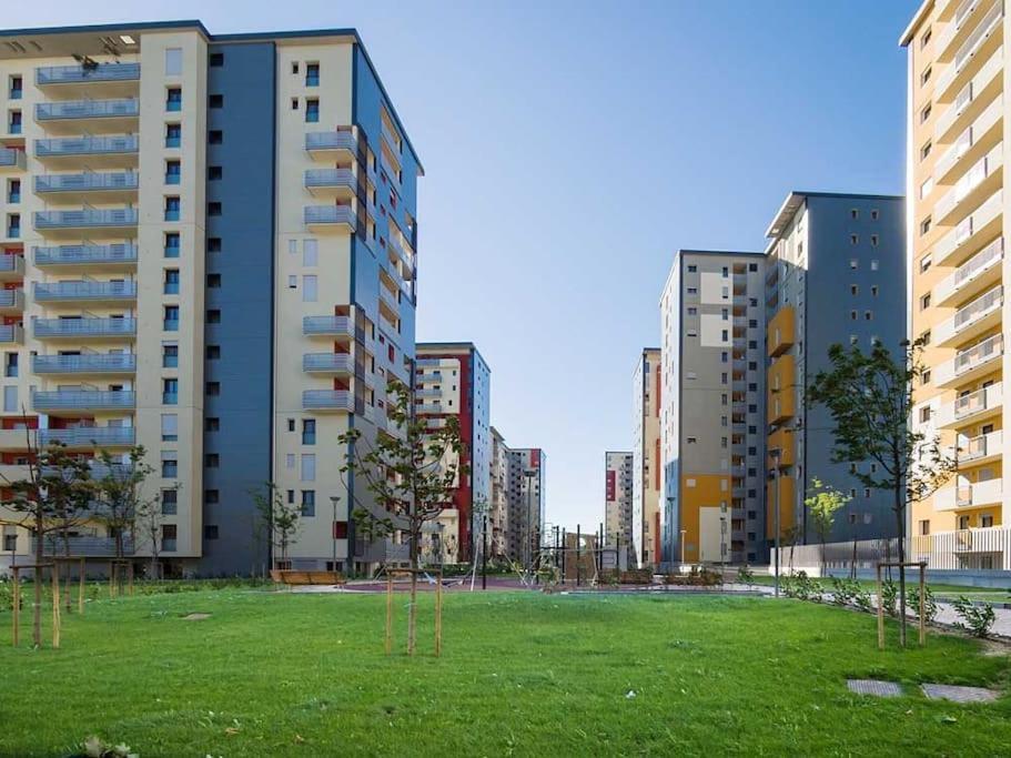 Apartamento Bicocca Ultimo Piano Con Ampia Terrazza *