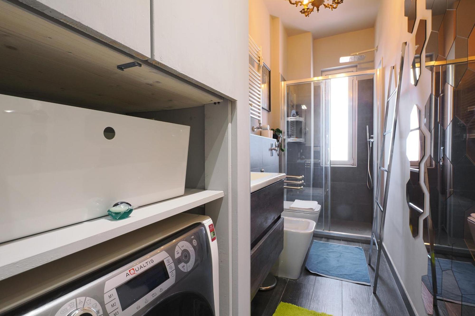Apartment Mila Venosa Milan