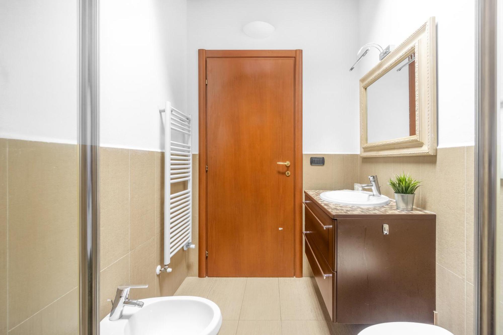 Apartment Tar5 -20 Minutes From Duomo- Design-elegant