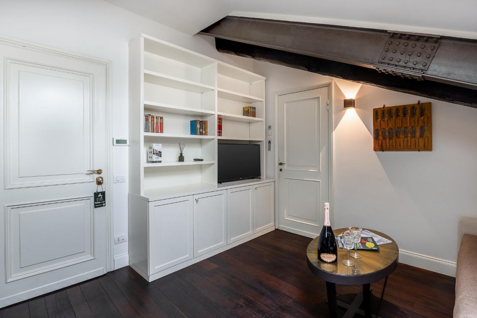 Allegroitalia Penthouse Montenapoleone Milan