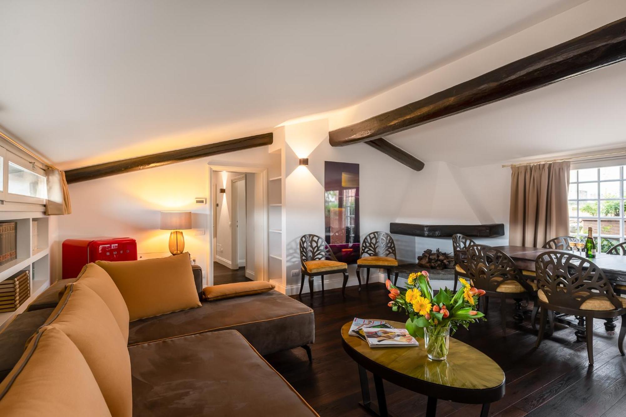 Allegroitalia Penthouse Montenapoleone * Milan
