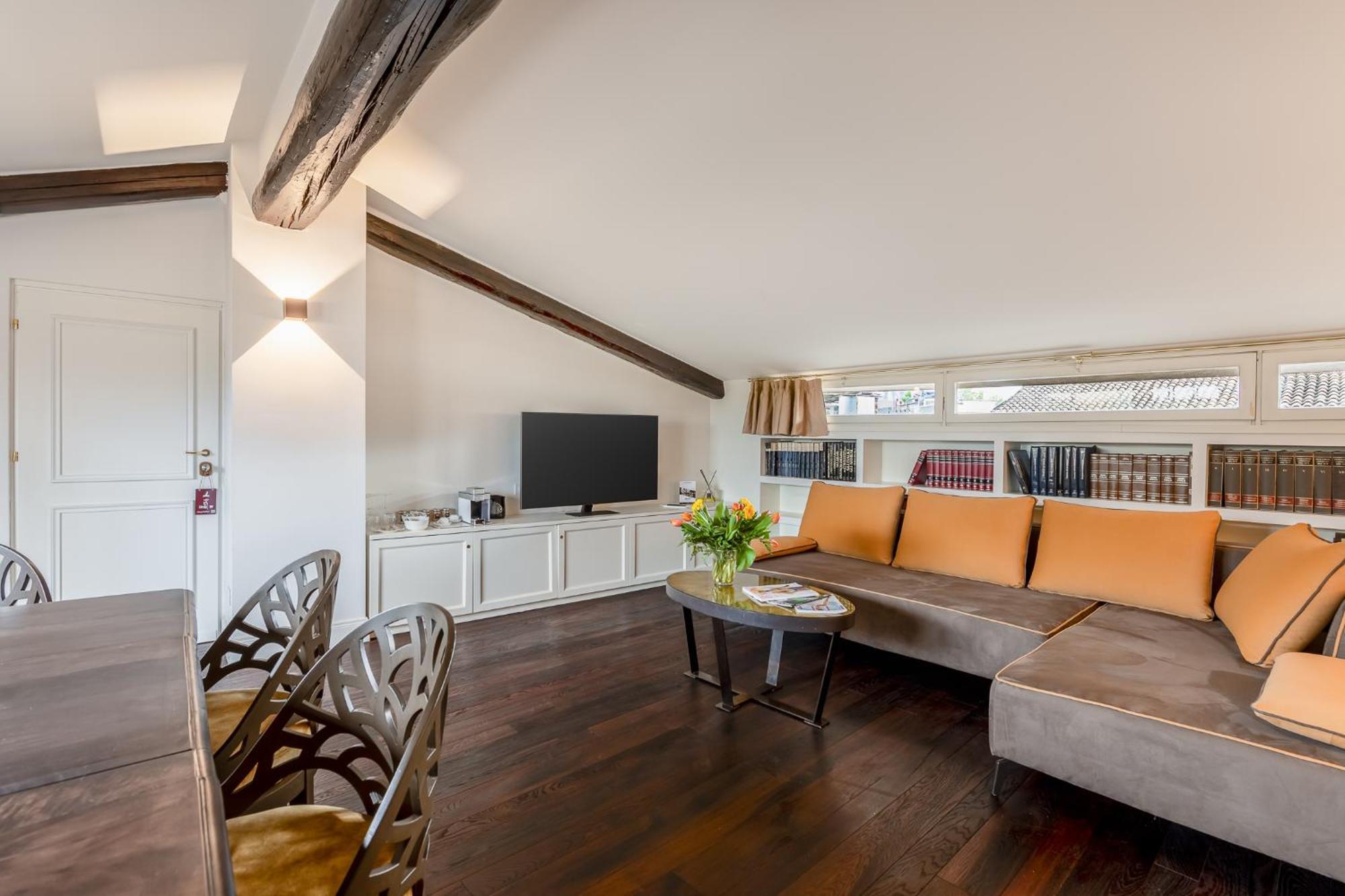 Allegroitalia Penthouse Montenapoleone Milan