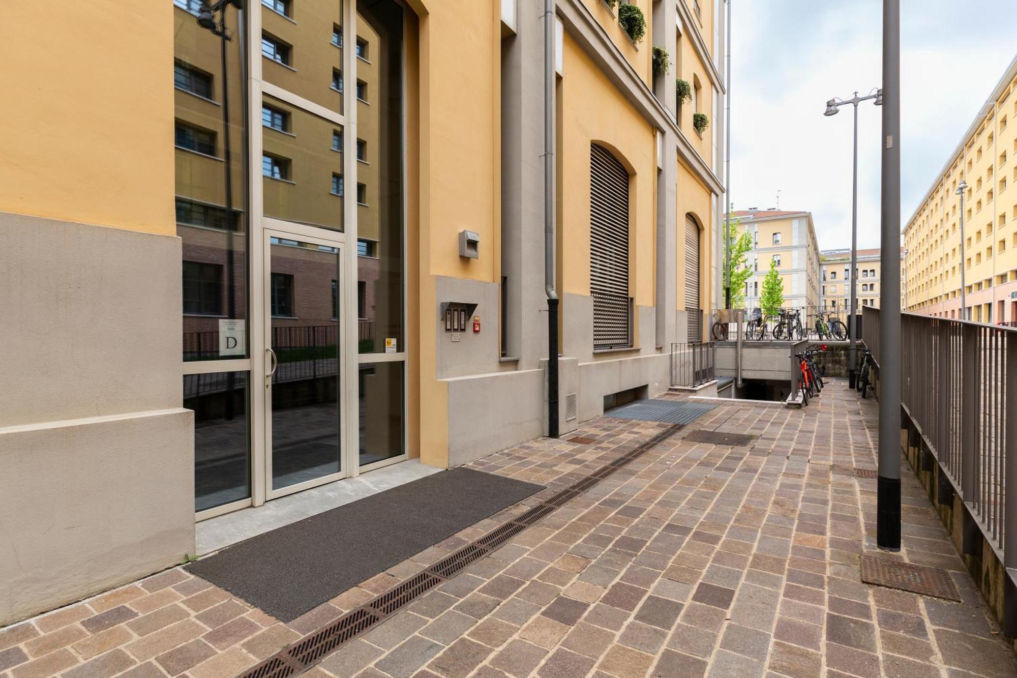 Suzzani 96 - Bicocca Area Apartment Milan