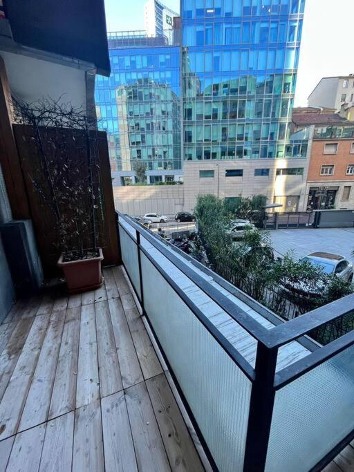 Modern - Walking Distance To Station Apartamento Milão