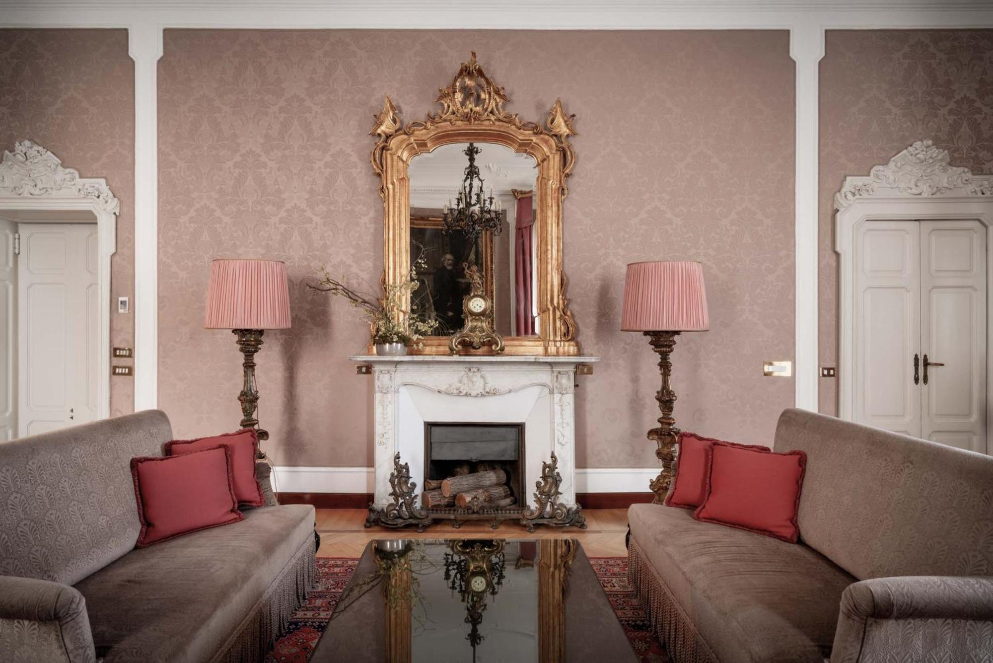 Grand Et De - The Leading Of The World 5*